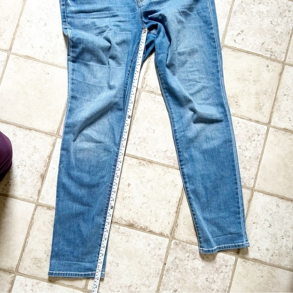 Old Navy 14 Tall Power Slim Straight Mid-Rise denim Lightweight with Stretch - Picture 5 of 7
